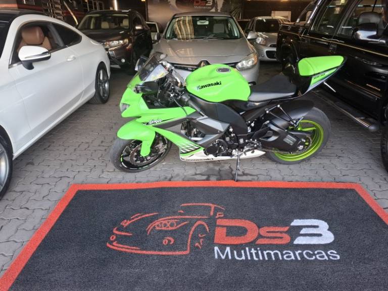KAWASAKI - NINJA ZX-10R - 2010/2010 - Verde - R$ 39.500,00