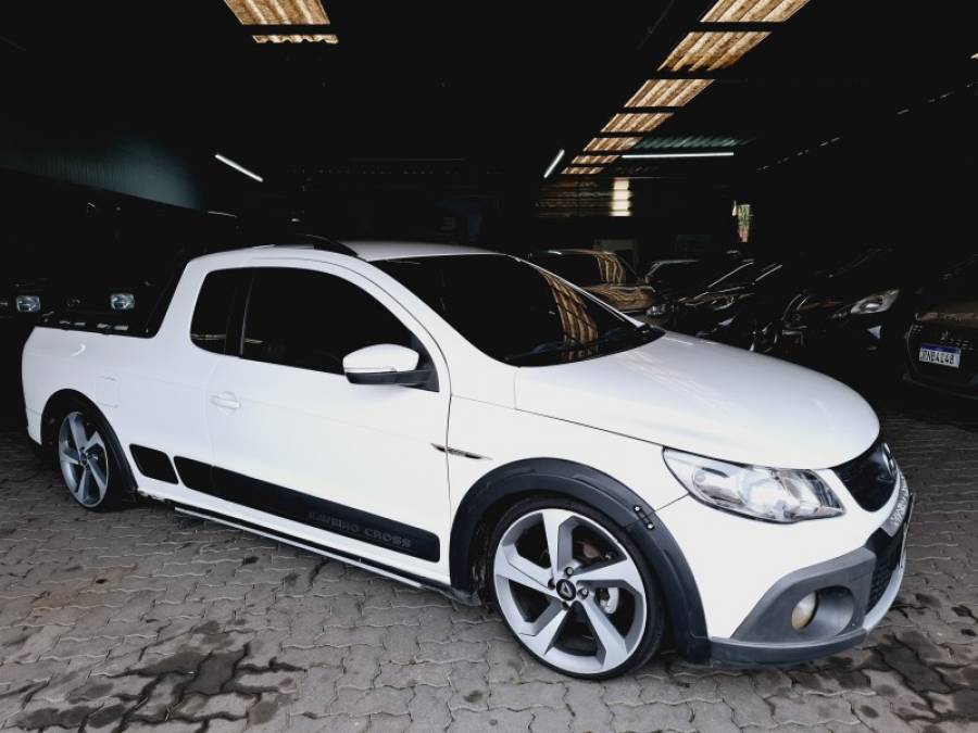 VOLKSWAGEN - SAVEIRO - 2013/2013 - Branca - R$ 52.900,00