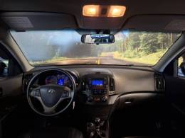 HYUNDAI - I30 CW - 2011/2011 - Preta - R$ 41.900,00