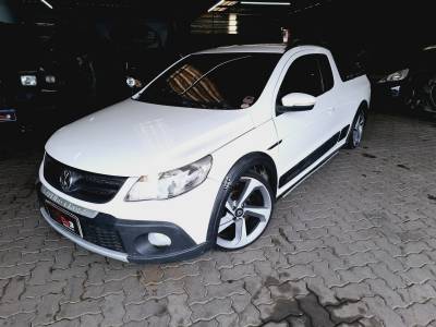 VOLKSWAGEN - SAVEIRO - 2013/2013 - Branca - R$ 52.900,00