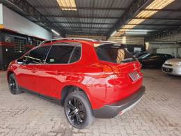 PEUGEOT - 2008 - 2017/2017 - Vermelha - R$ 59.500,00