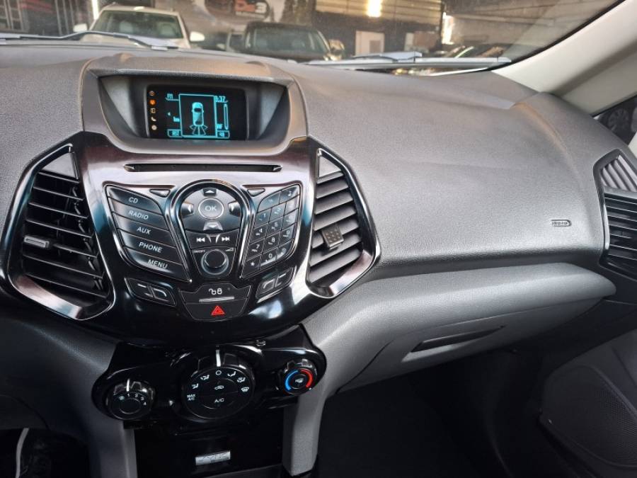 FORD - ECOSPORT - 2015/2015 - Branca - R$ 55.900,00