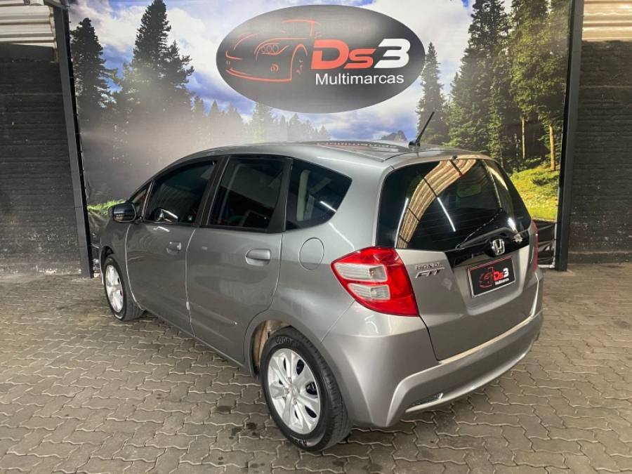 HONDA - FIT - 2013/2013 - Prata - R$ 48.900,00