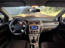 FORD - FOCUS - 2012/2012 - Prata - R$ 41.900,00