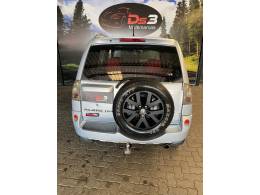 MITSUBISHI - PAJERO TR4 - 2010/2010 - Prata - R$ 57.900,00