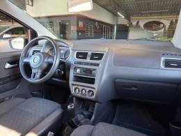 VOLKSWAGEN - FOX - 2014/2014 - Branca - R$ 42.900,00