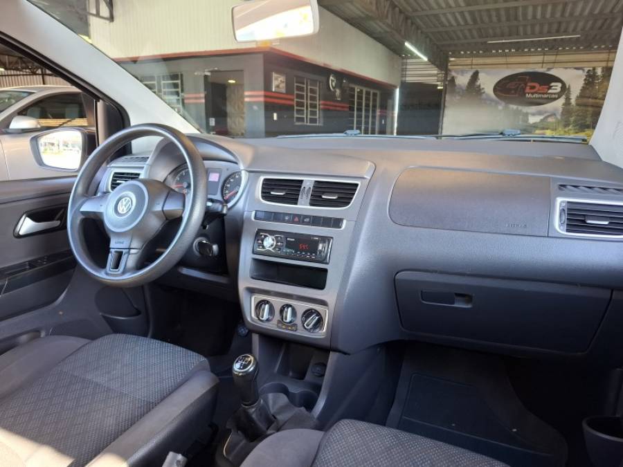 VOLKSWAGEN - FOX - 2014/2014 - Branca - R$ 42.900,00