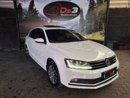 VOLKSWAGEN - JETTA - 2018/2018 - Branca - R$ 91.900,00