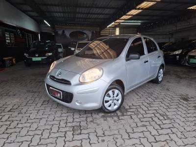 NISSAN - MARCH - 2013/2013 - Prata - R$ 35.900,00