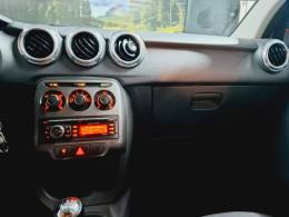 CITROËN - C3 - 2016/2016 - Branca - R$ 43.900,00