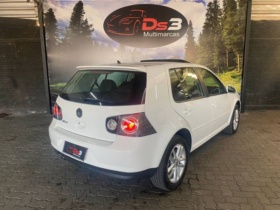 VOLKSWAGEN - GOLF - 2012/2012 - Branca - R$ 59.900,00