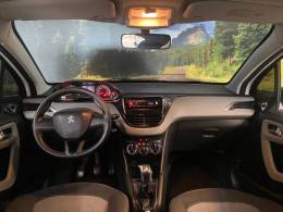 PEUGEOT - 208 - 2014/2014 - Branca - R$ 39.500,00