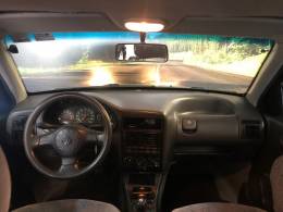 VOLKSWAGEN - GOL - 1998/1998 - Verde - R$ 17.900,00