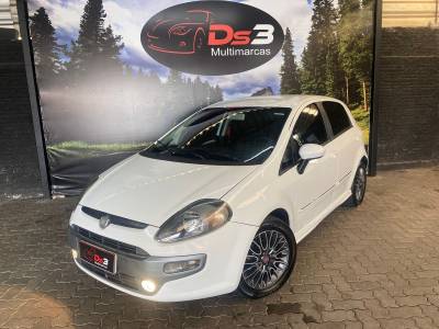 FIAT - PUNTO - 2015/2015 - Branca - R$ 42.900,00
