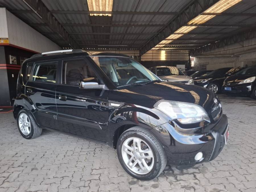 KIA MOTORS - SOUL - 2010/2010 - Preta - R$ 43.900,00