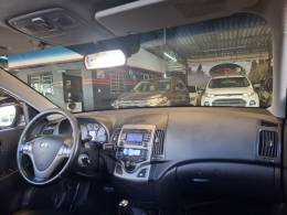 HYUNDAI - I30 - 2011/2011 - Preta - R$ 37.900,00
