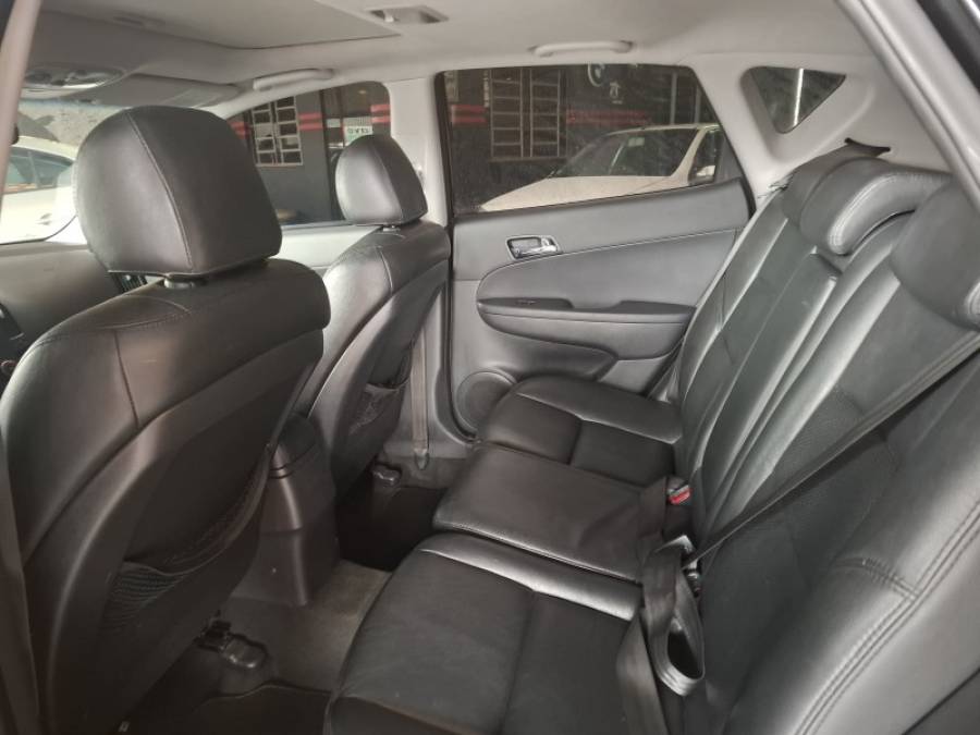 HYUNDAI - I30 - 2012/2012 - Preta - R$ 46.900,00