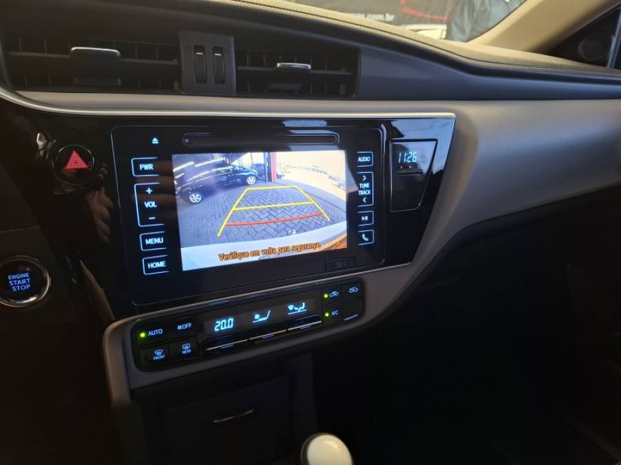 TOYOTA - COROLLA - 2018/2018 - Branca - R$ 99.000,00
