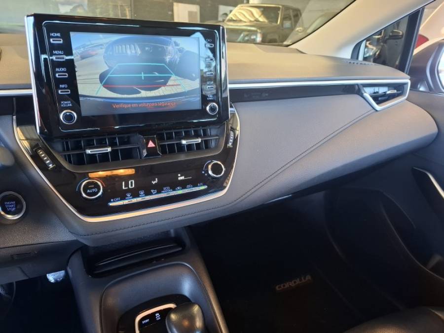 TOYOTA - COROLLA - 2023/2023 - Branca - R$ 135.900,00