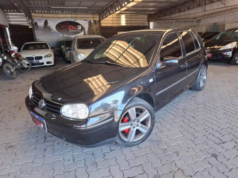 VOLKSWAGEN - GOLF - 2001/2001 - Preta - R$ 26.900,00