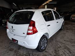 RENAULT - SANDERO - 2014/2014 - Branca - R$ 34.900,00