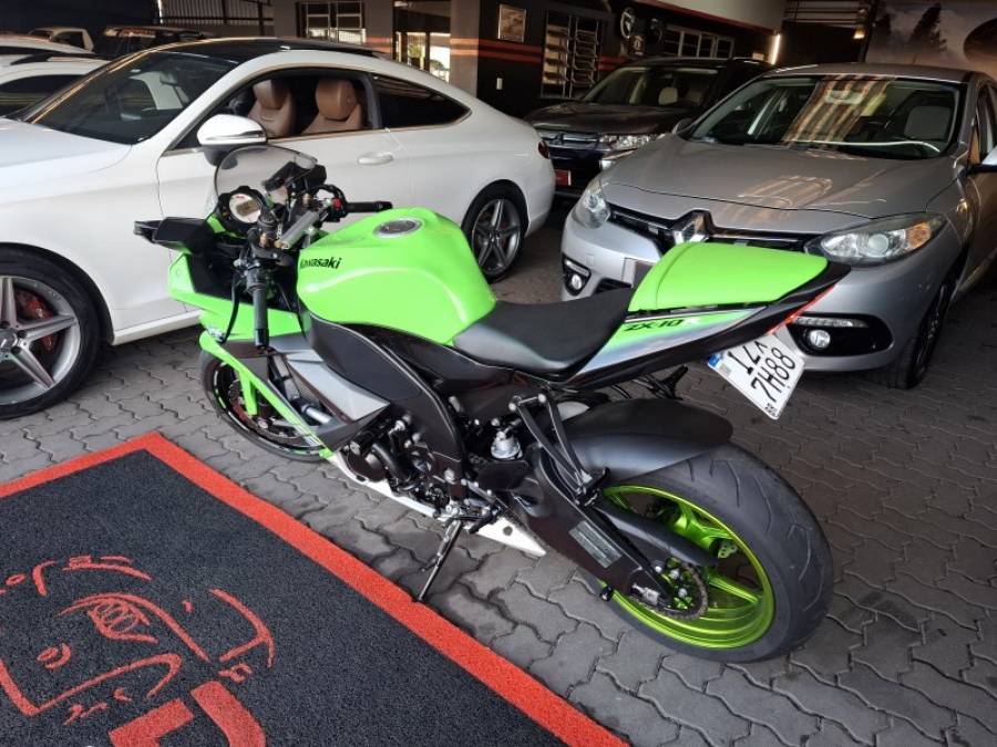 KAWASAKI - NINJA ZX-10R - 2010/2010 - Verde - R$ 39.500,00