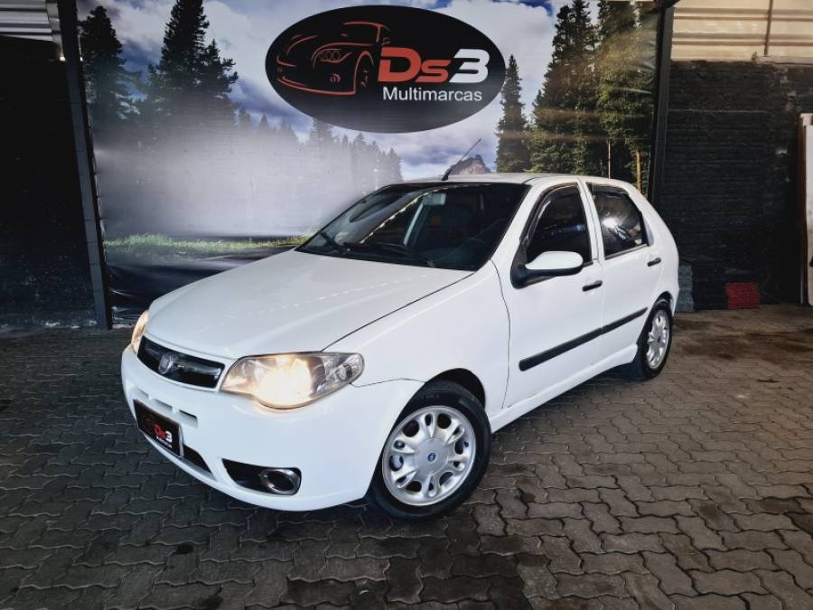 FIAT - PALIO - 2011/2011 - Branca - R$ 27.900,00