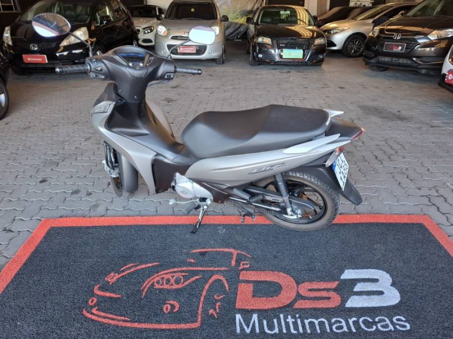 HONDA - BIZ 125 - 2024/2024 - Prata - R$ 17.900,00