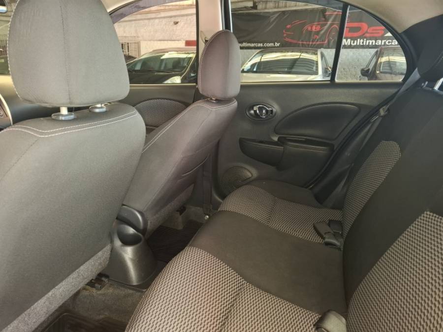 NISSAN - MARCH - 2017/2017 - Preta - R$ 49.900,00