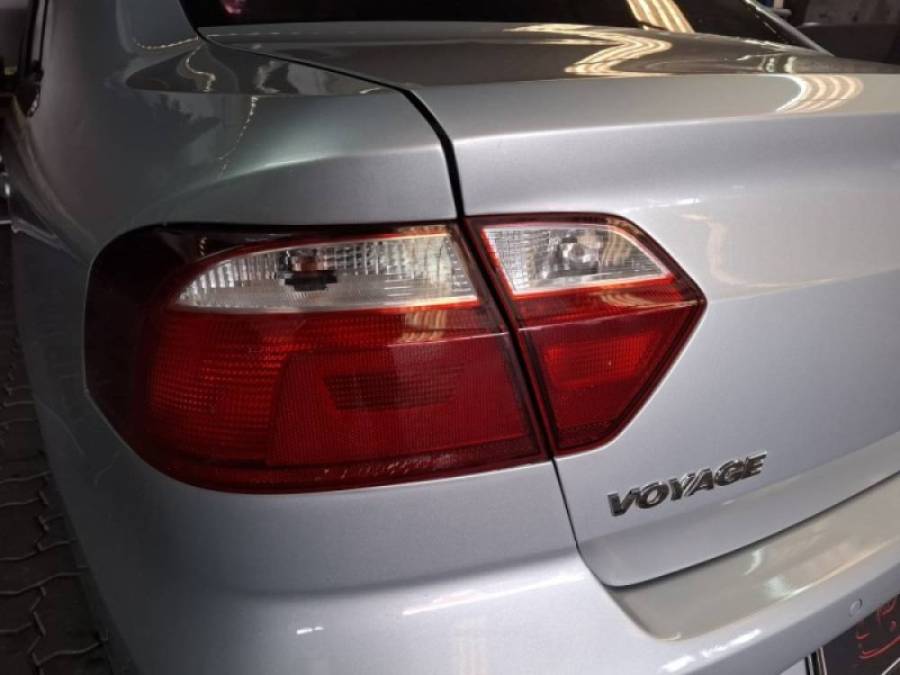 VOLKSWAGEN - VOYAGE - 2014/2014 - Prata - R$ 41.900,00