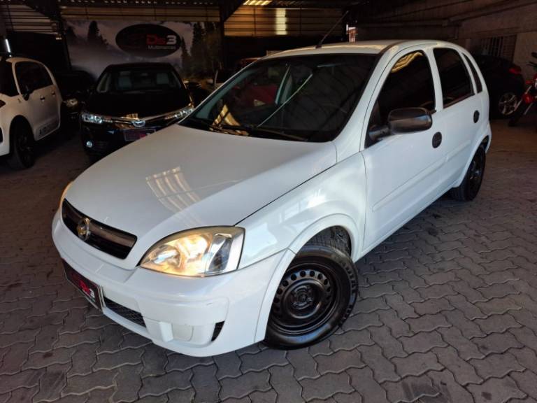 CHEVROLET - CORSA - 2012/2012 - Branca - R$ 28.900,00