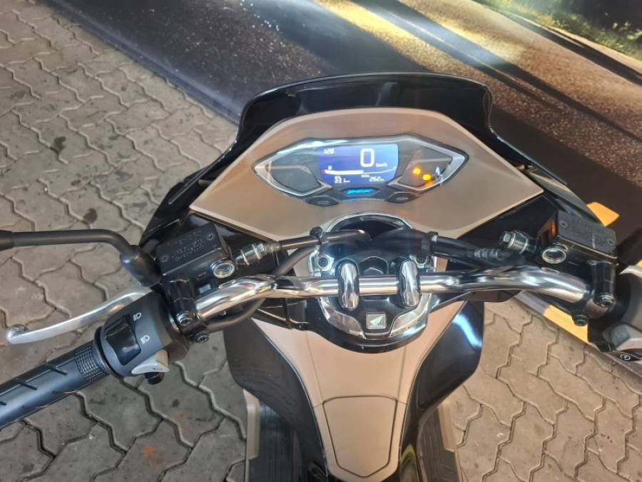 HONDA - PCX - 2026/2026 - Preta - R$ 23.900,00