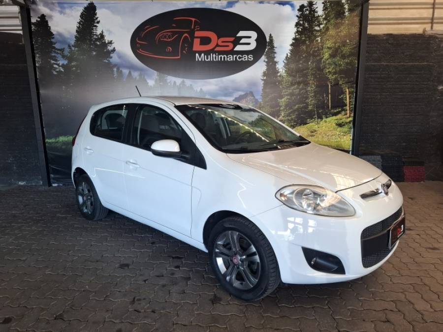 FIAT - PALIO - 2014/2014 - Branca - R$ 41.500,00