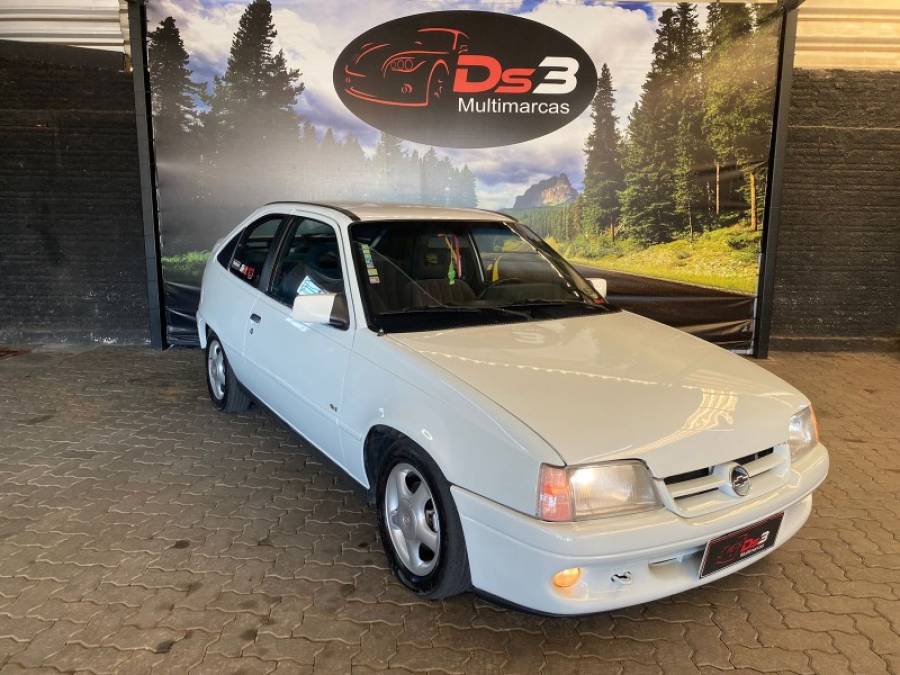 CHEVROLET - KADETT - 1998/1998 - Branca - R$ 39.900,00