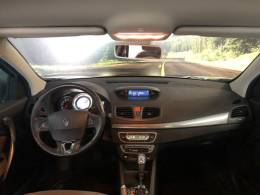 RENAULT - FLUENCE - 2017/2017 - Prata - R$ 57.900,00