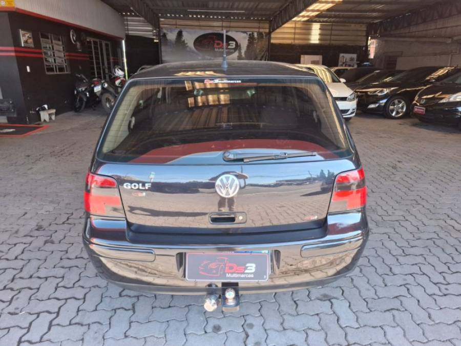 VOLKSWAGEN - GOLF - 2001/2001 - Preta - R$ 26.900,00