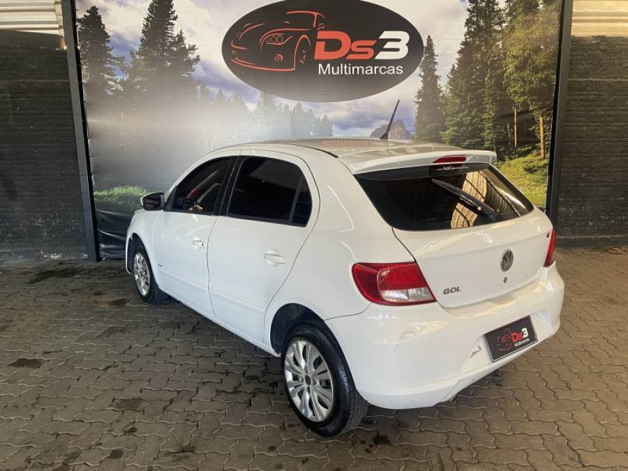 VOLKSWAGEN - GOL - 2012/2012 - Branca - R$ 23.900,00
