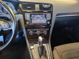 VOLKSWAGEN - GOLF - 2015/2015 - Branca - R$ 79.900,00