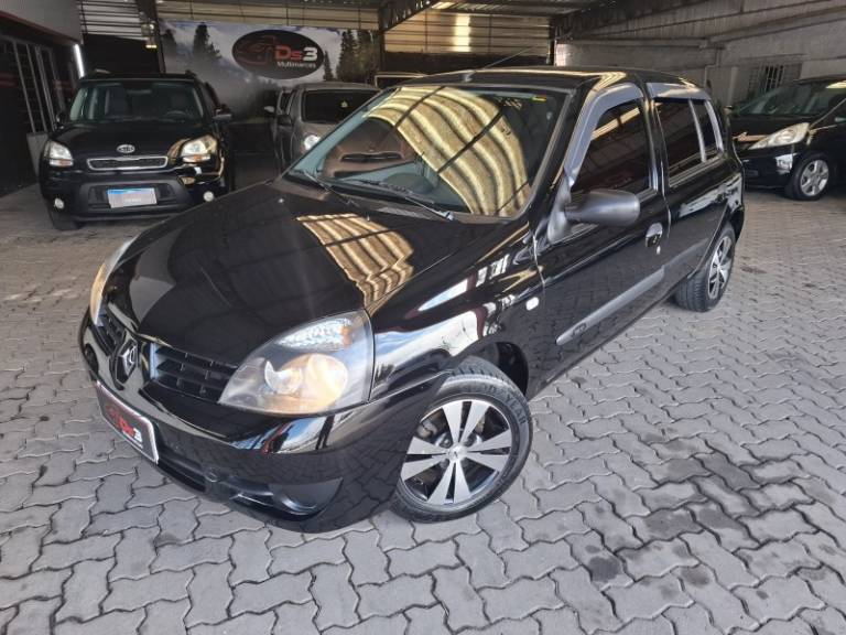RENAULT - CLIO - 2011/2011 - Preta - R$ 21.000,00