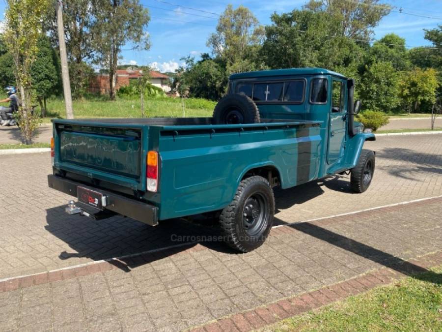 TOYOTA - BANDEIRANTE - 1998/1998 - Verde - R$ 109.000,00
