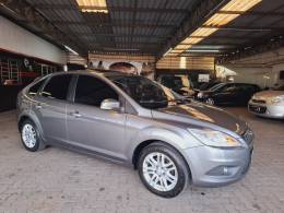 FORD - FOCUS - 2010/2010 - Cinza - R$ 41.900,00