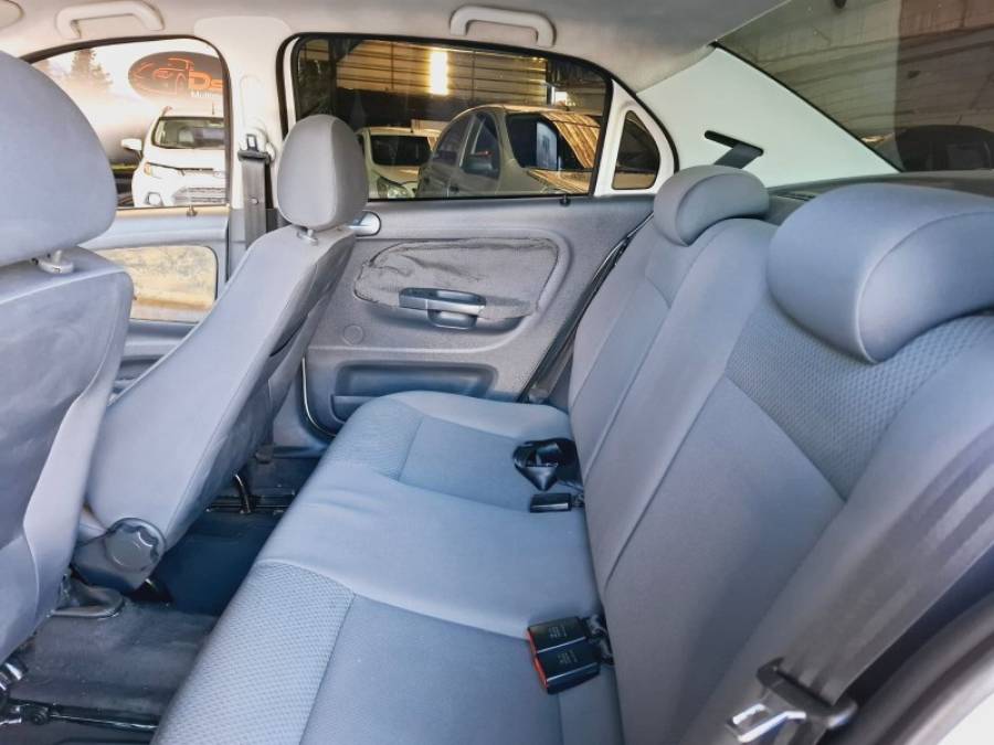 VOLKSWAGEN - VOYAGE - 2012/2012 - Branca - R$ 24.900,00