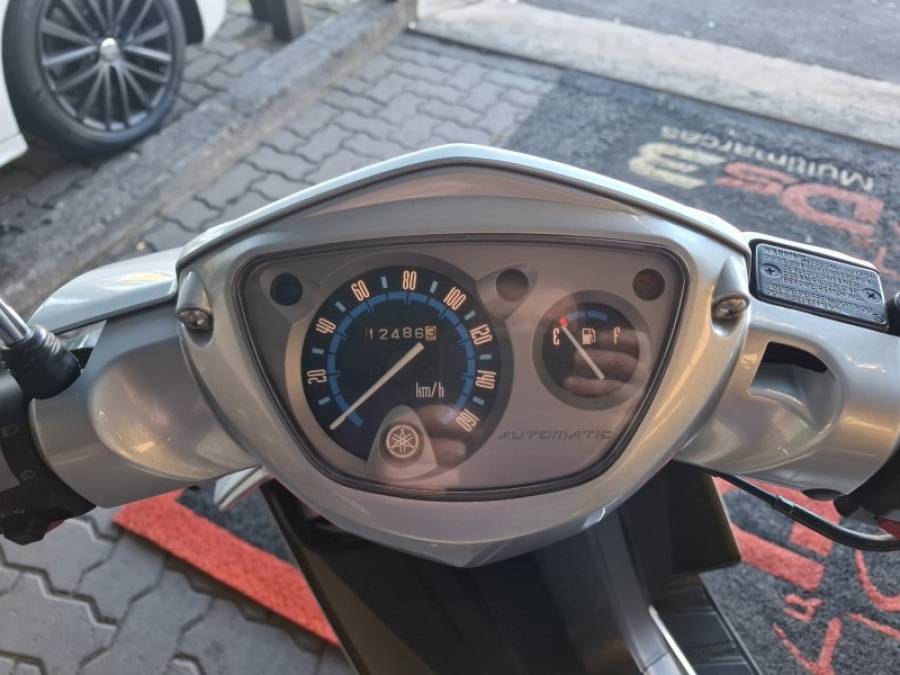 YAMAHA - NEO AT 115 - 2012/2012 - Prata - R$ 9.000,00
