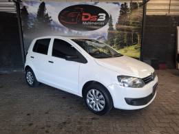 VOLKSWAGEN - FOX - 2014/2014 - Branca - R$ 42.900,00