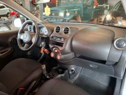 NISSAN - MARCH - 2013/2013 - Prata - R$ 35.900,00