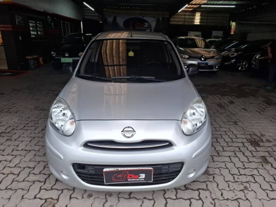 NISSAN - MARCH - 2013/2013 - Prata - R$ 35.900,00
