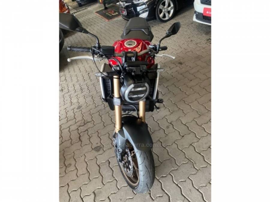 HONDA - CB 650R - 2023/2023 - Vermelha - R$ 54.000,00