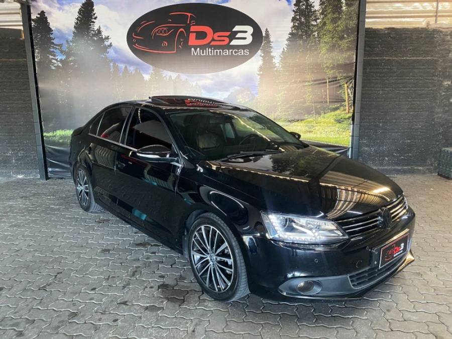 VOLKSWAGEN - JETTA - 2014/2014 - Preta - Sob Consulta