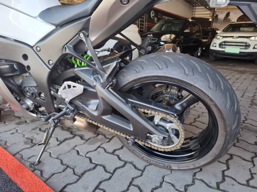 KAWASAKI - NINJA ZX-10R - 2017/2017 - Branca - R$ 69.000,00
