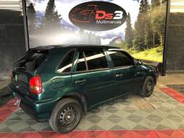 VOLKSWAGEN - GOL - 1998/1998 - Verde - R$ 17.900,00